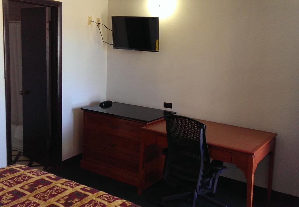 Airport Lodge Wichita Habitación foto